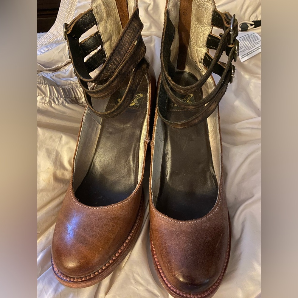 Freebird By Steven Randi Rose Size 8